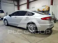 2019 Ford FUSION photo