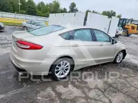 2019 Ford FUSION photo