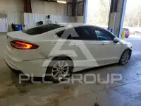 2019 Ford FUSION фото
