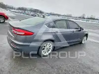 2019 Ford FUSION фото