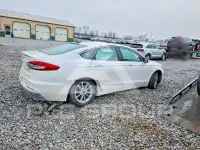 2019 Ford FUSION photo
