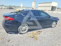 2019 Ford FUSION фото