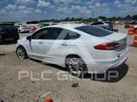 2019 Ford FUSION фото