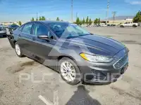 2019 Ford FUSION фото