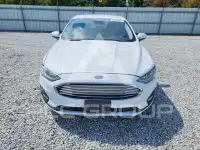 2019 Ford FUSION photo