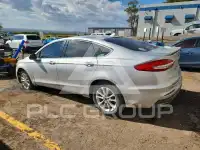 2019 Ford FUSION photo