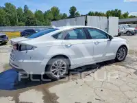 2019 Ford FUSION photo