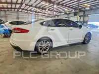 2019 Ford FUSION photo