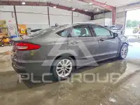 2019 Ford FUSION photo