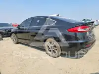 2019 Ford FUSION фото