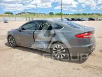 2019 Ford FUSION фото