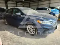 2019 Ford FUSION фото