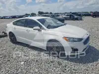 2019 Ford FUSION photo