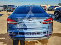 2019 Ford FUSION photo