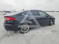 2019 Ford FUSION photo