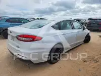 2019 Ford FUSION фото