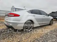 2019 Ford FUSION фото
