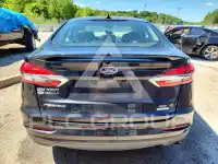 2019 Ford FUSION photo