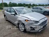 2019 Ford FUSION photo