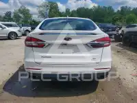 2019 Ford FUSION photo