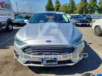 2019 Ford FUSION photo