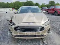 2019 Ford FUSION photo