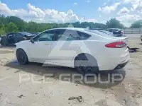 2019 Ford FUSION photo