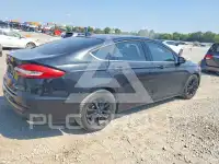 2019 Ford FUSION photo