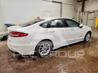 2019 Ford FUSION photo
