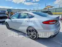 2019 Ford FUSION photo