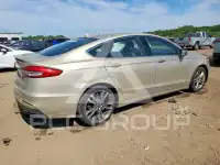 2019 Ford FUSION фото