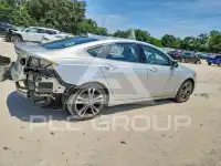 2019 Ford FUSION photo