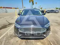 2019 Ford FUSION photo