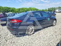 2019 Ford FUSION photo