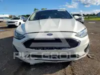 2019 Ford FUSION photo