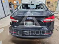 2019 Ford FUSION photo