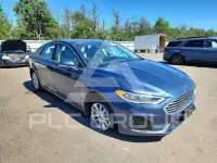 2019 Ford FUSION photo