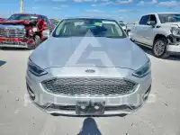 2019 Ford FUSION photo