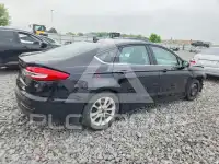 2019 Ford FUSION photo