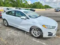2019 Ford FUSION photo