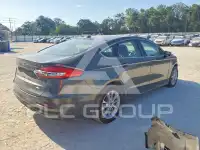 2019 Ford FUSION фото