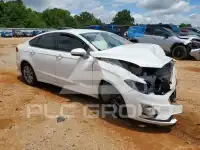 2019 Ford FUSION photo