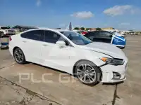 2019 Ford FUSION photo