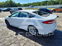 2019 Ford FUSION photo