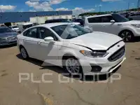 2019 Ford FUSION фото
