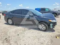 2019 Ford FUSION photo