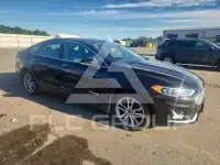 2019 Ford FUSION фото