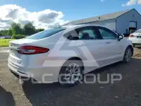 2019 Ford FUSION photo