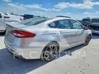 2019 Ford FUSION photo