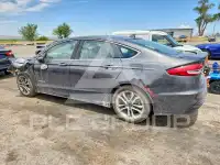 2019 Ford FUSION photo
